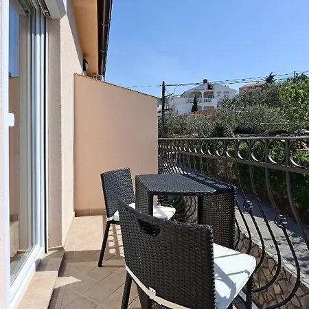 Double 5299c Vrbnik (Primorje-Gorski Kotar)